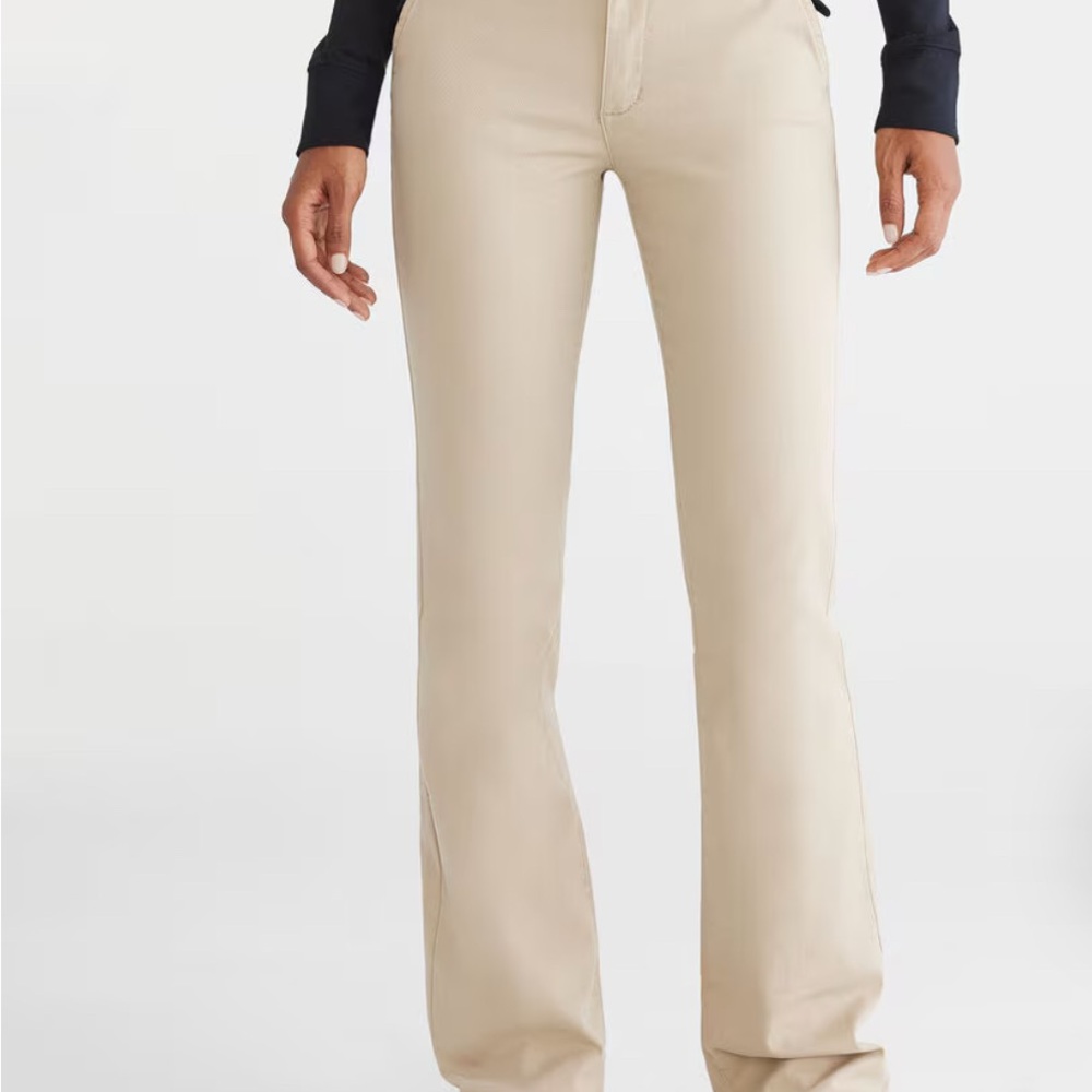 Aeropostale Classic Khaki Pants